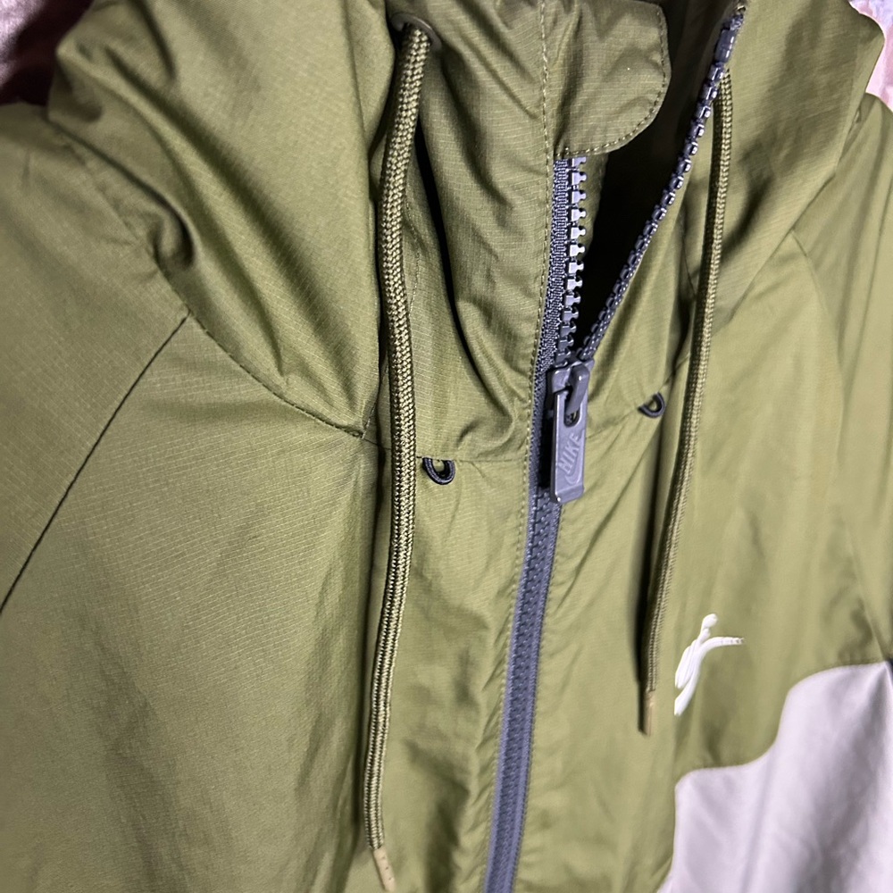 Nike Windrunner Jacket Olive Green Colorblock Hoo… - image 6